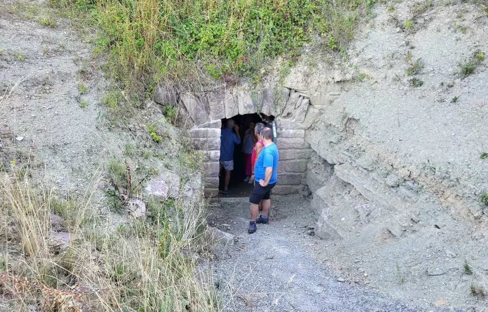 Besichtigung des Eiskellers